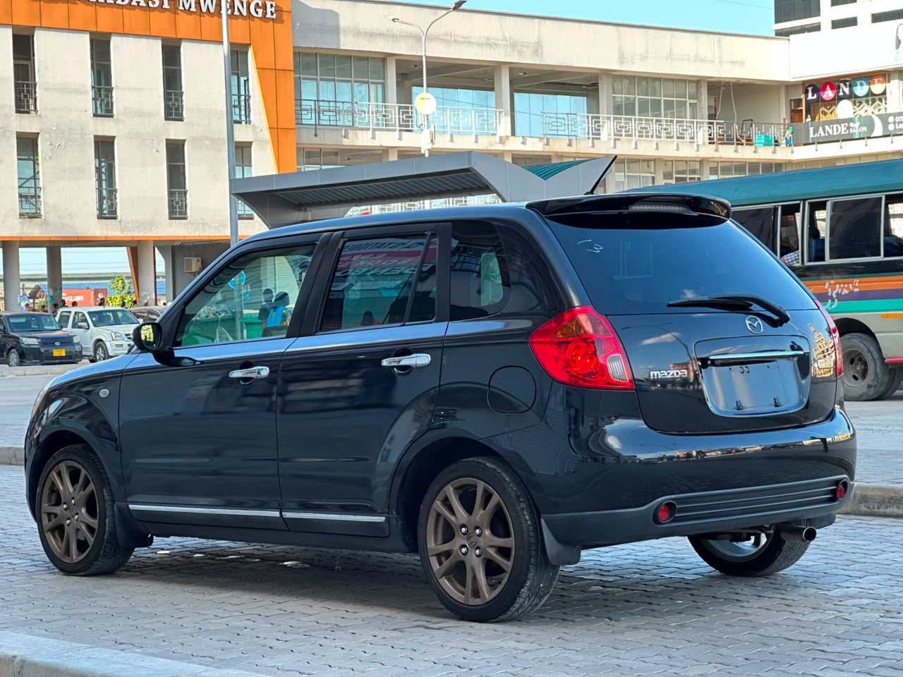 MAZDA VERISA thumbnail 3